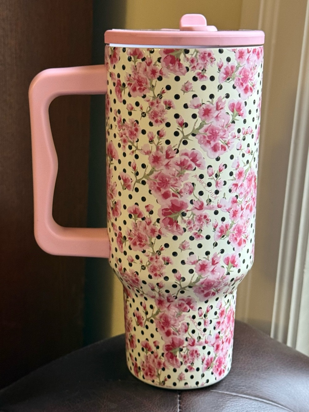 Betsey Johnson New Pink Floral Polka Dot Travel Mug